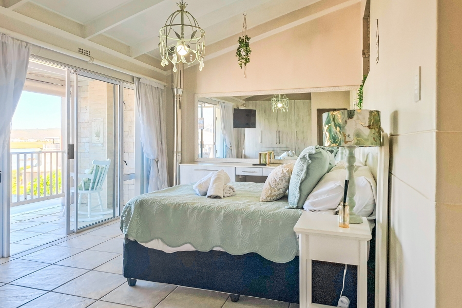 3 Bedroom Property for Sale in Costa Sarda Western Cape